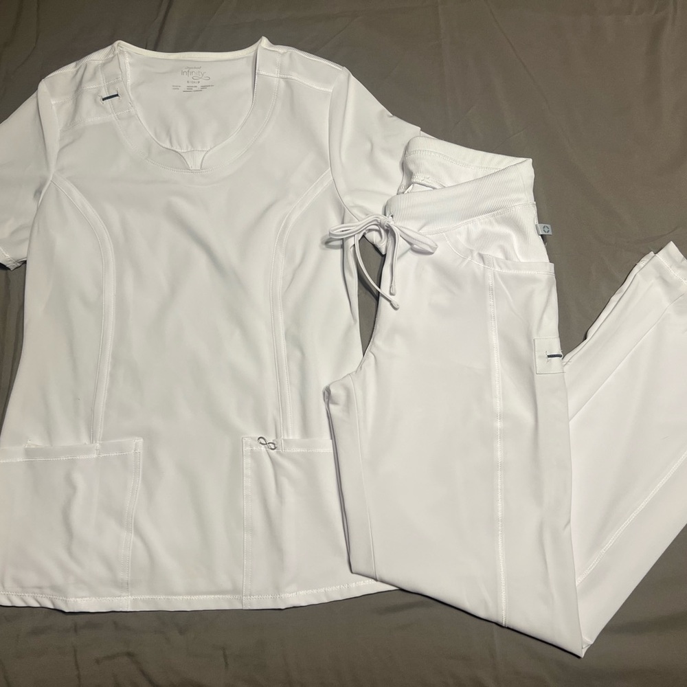 White Cherokee Infinity Scrub Set